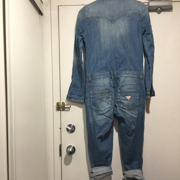 GUESS JEANS DISTRESSED OVERALLS SIZE 2 - Picture 8 of 12